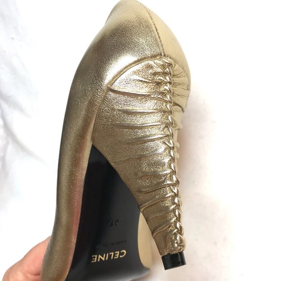 NEW AUC Celine gold vamp triangle rushed heels - Picture 5 of 11